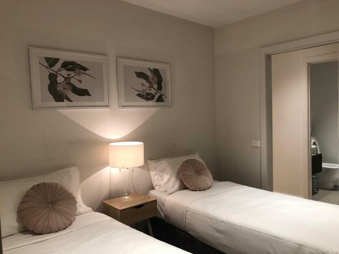Bedroom 4, Beaumont Kew, Melbourne