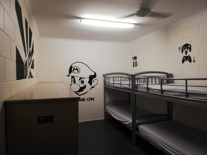 Bedroom 2, Frogshollow Backpackers, Darwin