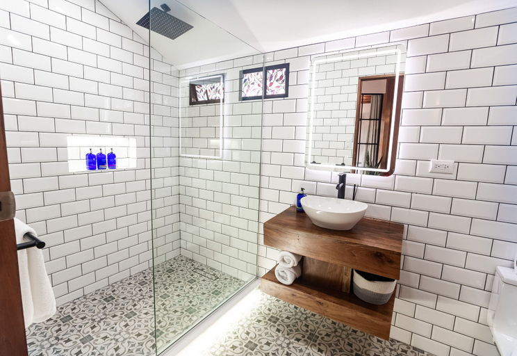 Bathroom 5, Camino Verde Bed & Breakfast, Puntarenas