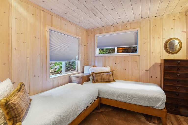 Bedroom 3, Mesmerizing Meeks Bay Outdoor Waterfront Deck, El Dorado