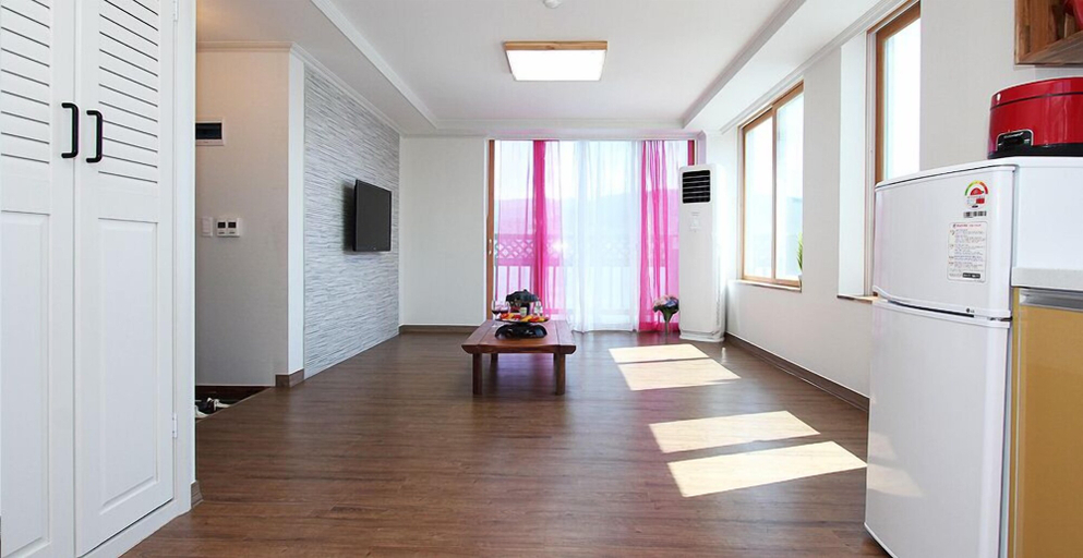 Others 5, Namhae 1 Night 2 Days Pension, Namhae