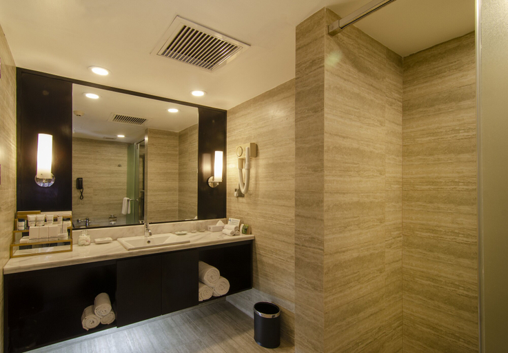 Bathroom 5, Pan Pacific Sonargaon Dhaka, Dhaka