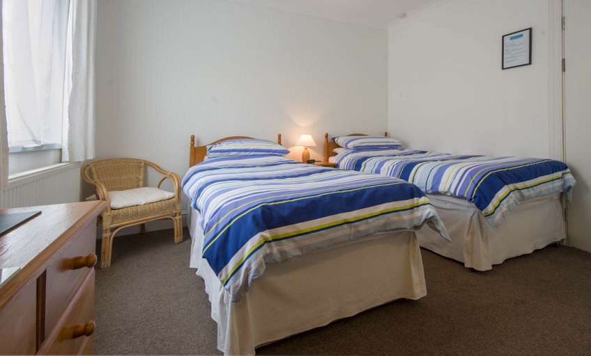 Bedroom 2, Seaview, Cornwall