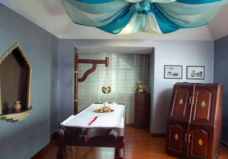 Bedroom 4, Radisson Blu Kochi, Ernakulam