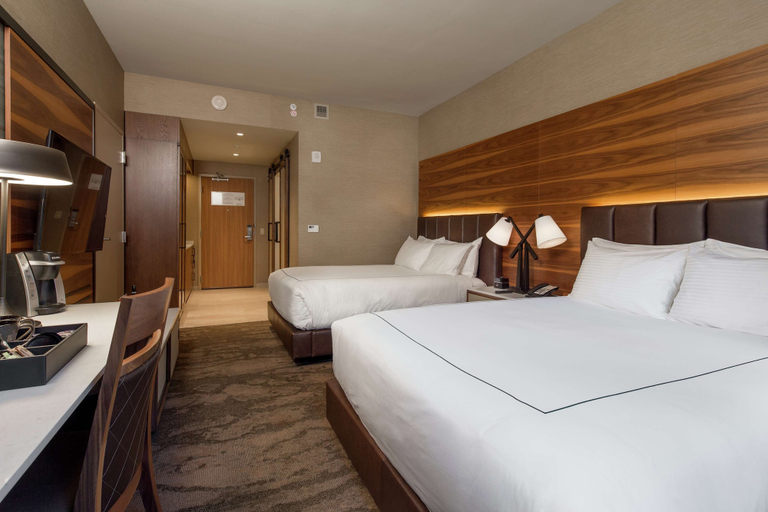 Bedroom 3, The Porter Portland, Curio Collection by Hilton, Multnomah