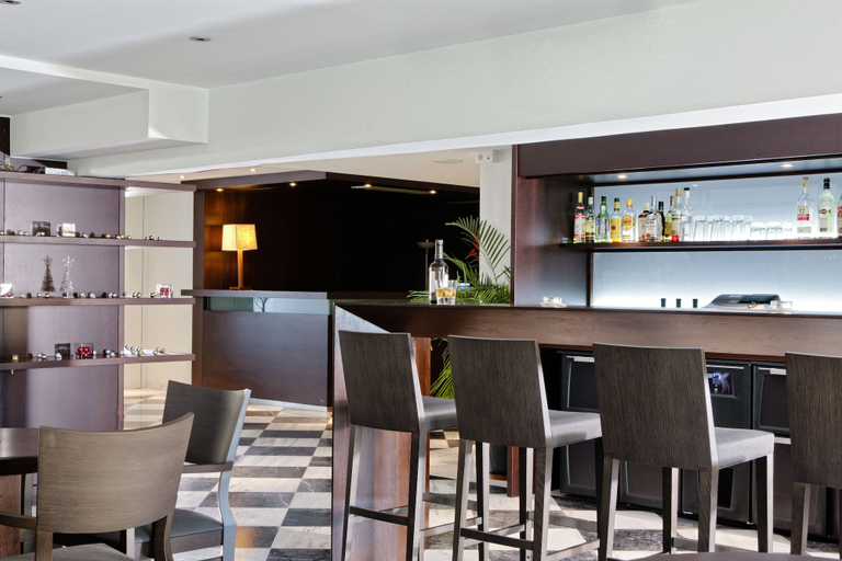 Food & Drinks 5, Acropolis Hill, Attica