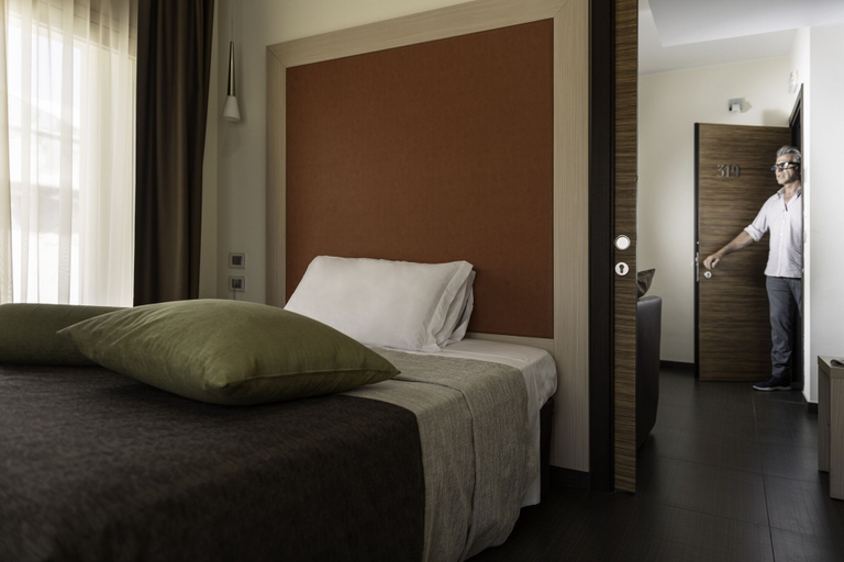 Bedroom 2, Hotel 33 Baroni, Lecce