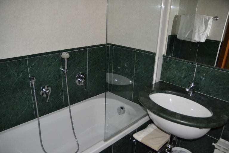Bathroom 5, Hotel Milan Speranza Au Lac, Verbano-Cusio-Ossola