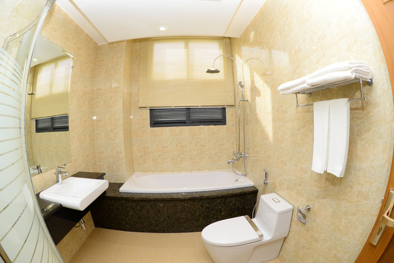Bathroom 4, Vegas Hotel - Nay Pyi Taw, Naypyitaw
