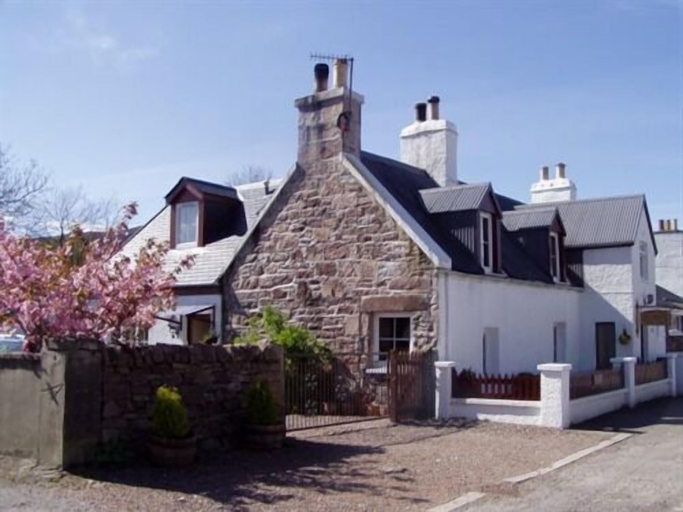 Exterior & Views 1, Creagan Guest House, Highland
