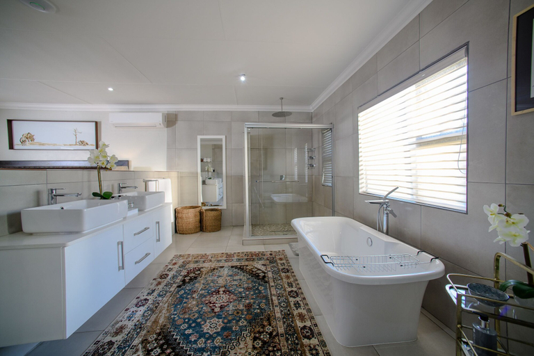 Bathroom 3, The Reserve Boutique Hotel, Ehlanzeni