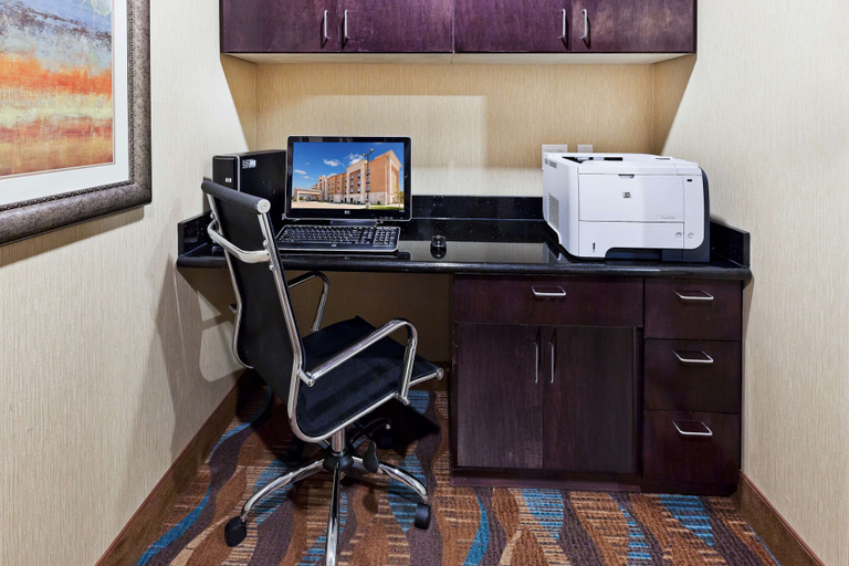 Others 5, Hampton Inn & Suites Liberal, Seward