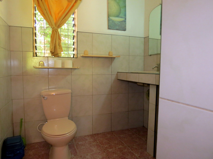 Bathroom 4, Alonaland Resort Apartelle, Panglao