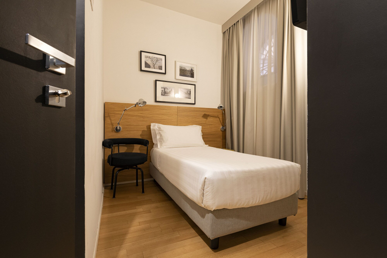 Bedroom 4, Coronari Palace, Rome