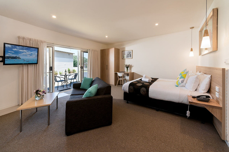 Bedroom 3, Boathouse Resort Studios & Suites, Melbourne