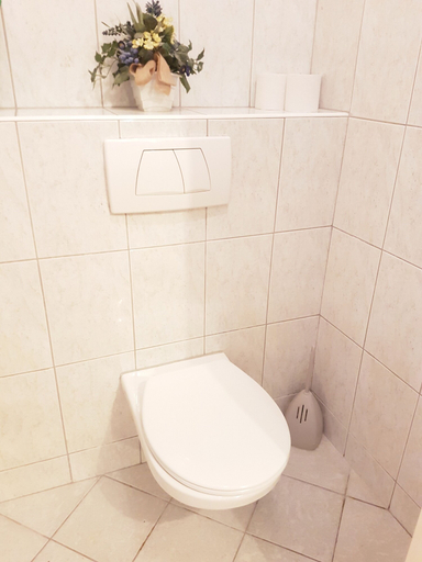 Bathroom 4, Hotel Haydn, Wien