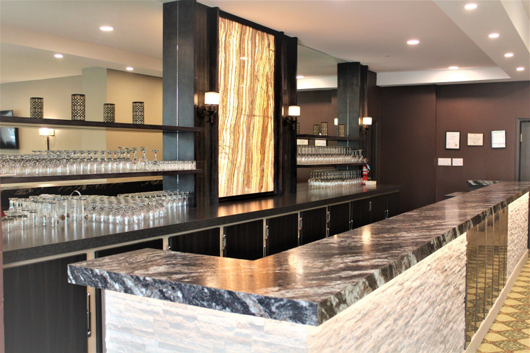 Food & Drinks 5, The Royal Anne Hotel, Central Okanagan