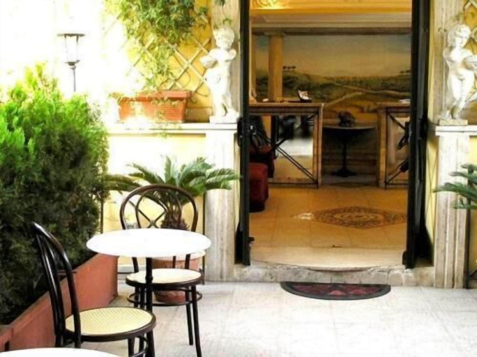 Others 5, Hotel Nardizzi Americana, Roma