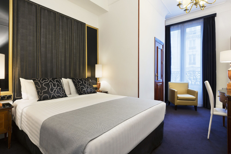 Bedroom 5, Melia Paris Champs-Elysées, Paris
