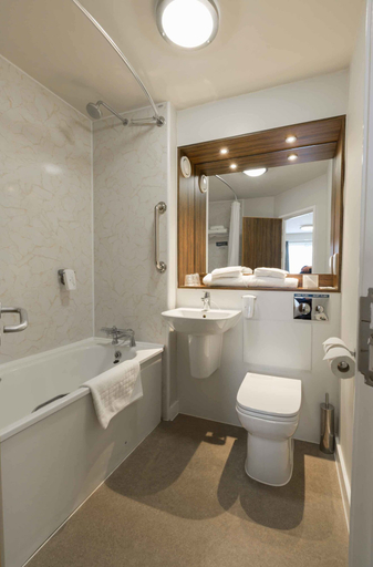 Bathroom 3, Starling Cloud, Aberystwyth by Marston’s Inns, Ceredigion