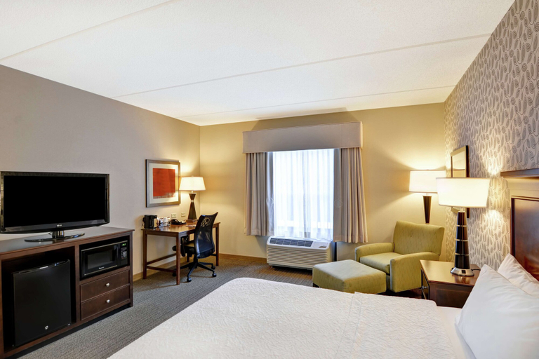 Bedroom 3, Hampton Inn Tunkhannock, Wyoming