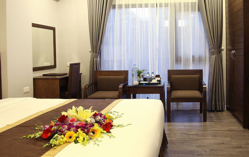 Blue Pearl West Hotel, Cầu Giấy