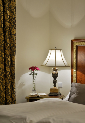 Bedroom 2, Boutique Hotel Romanza, Cheb