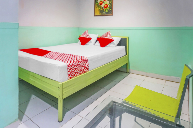 Bedroom 1, OYO 90856 Wisma Favorite Makassar, Makassar