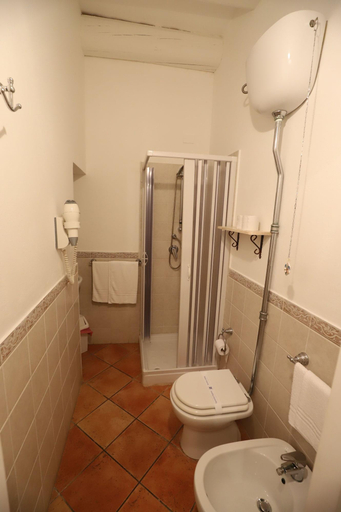 Bathroom 5, Italiana Resort Magnolia, Syracuse
