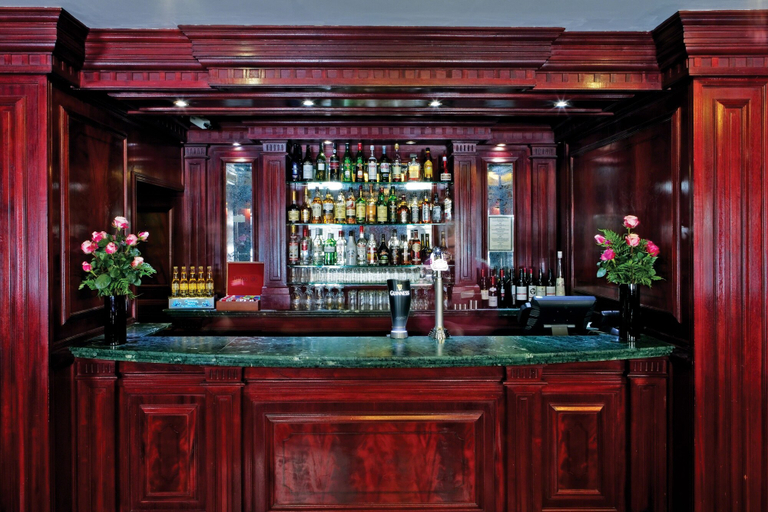 Food & Drinks 5, Gem Fitzrovia Hotel, London