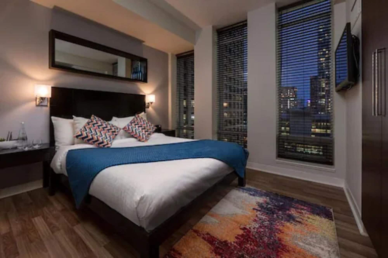 Bedroom 4, Executive Hotel Cosmopolitan Toronto, Toronto