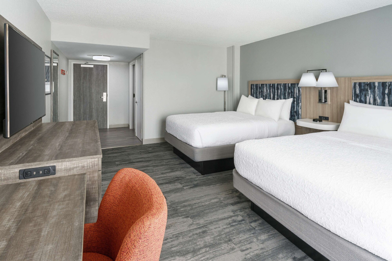 Bedroom 3, Hampton Inn & Suites Tampa/Ybor City/Downtown, Hillsborough