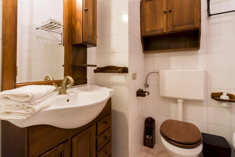 Bathroom 3, Co-c933-ggar24d1 - Love Smile Apartment, Como