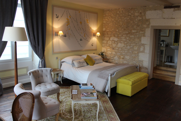 Bedroom 4, Le Patio Chambres et Table dHotes, Dordogne