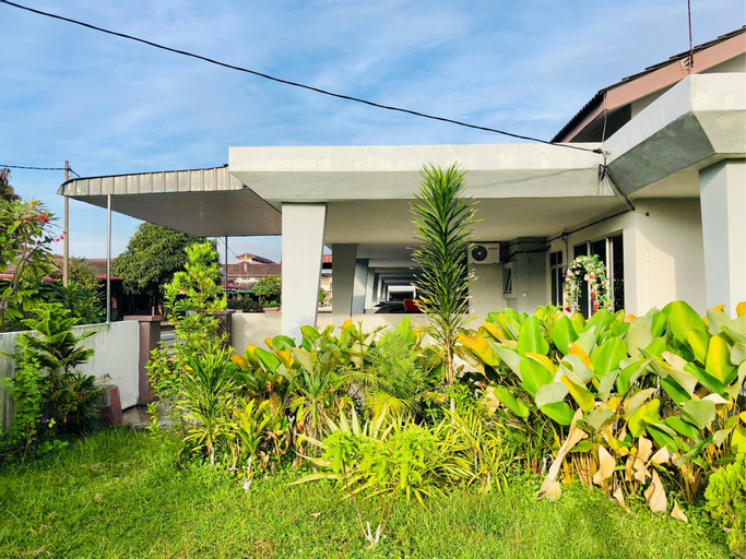 Homestay Lestary near Taiping | Fast WIFI Netflix, Larut and Matang