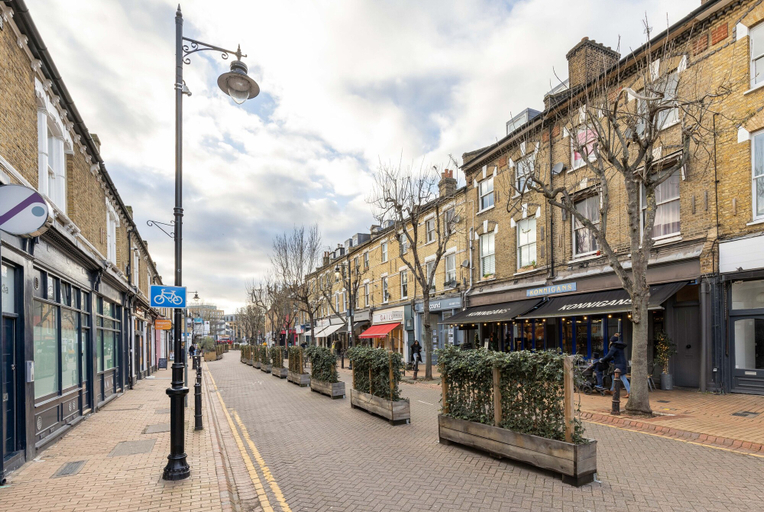 Exterior & Views 2, The Wandsworth Collection, London