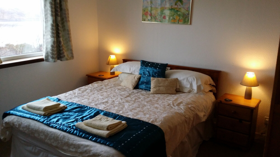 Bedroom 2, Tigh Na Fraoch,, Highland