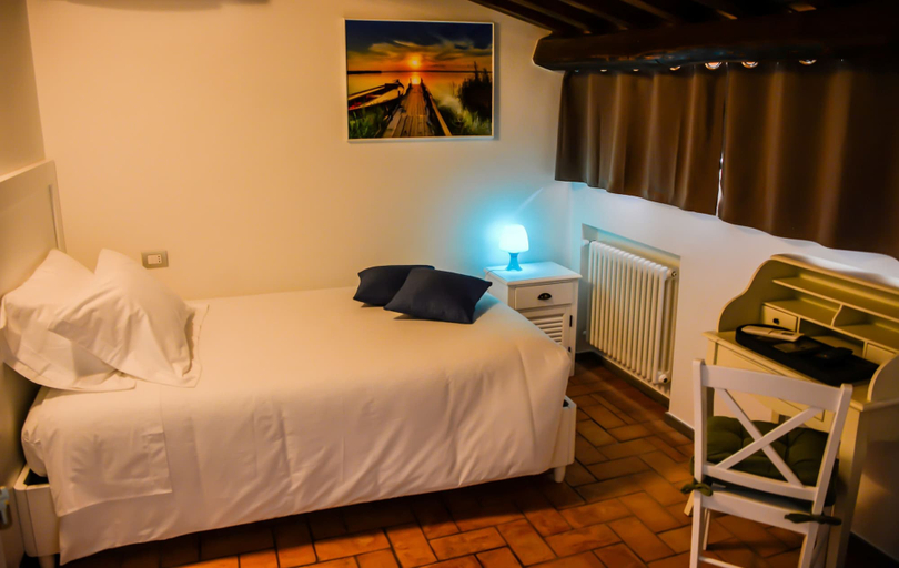 Bedroom 4, Atlantis Inn Castelgandolfo, Rome