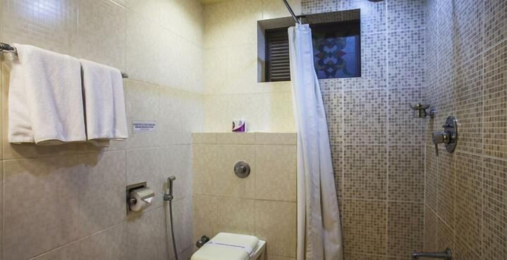 Bathroom 5, Marquis Beach Resort, North Goa