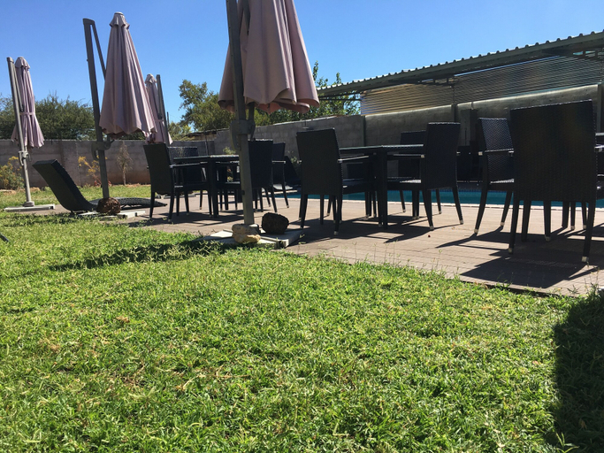 Exterior & Views 2, Phudzi Hotel, Lethlakane