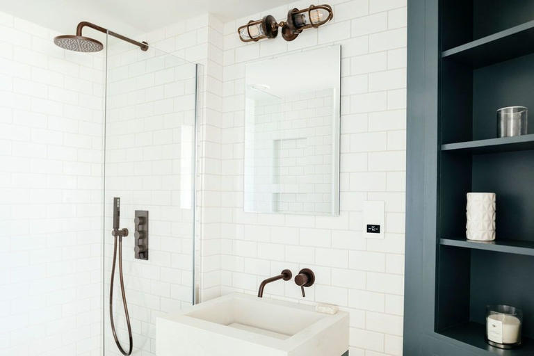 Bathroom 3, 6 Barnaloft, Cornwall