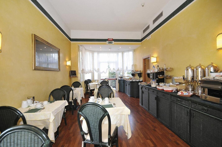 Food & Drinks 5, Hotel Estense, Modena