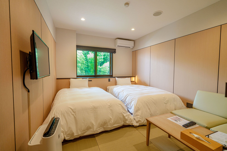 Bedroom 3, Kiyomi Sanso Hanajukai, Takamatsu