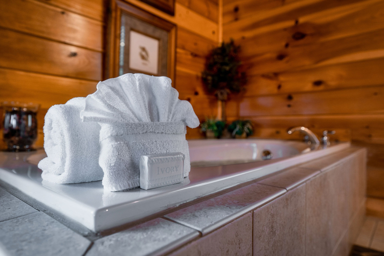Bathroom 3, Smoky Sunset Vista w HotTub Pool M View, Sevier