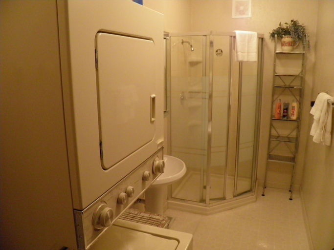 Bathroom 3, 1210 Timber Lane, El Dorado