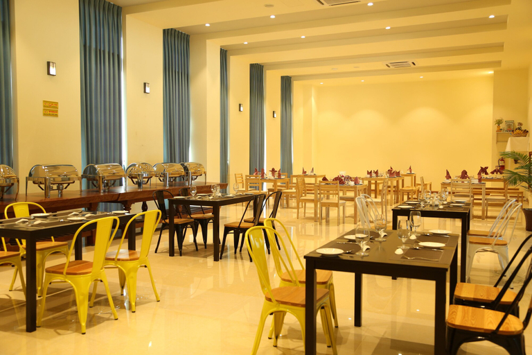 Food & Drinks 5, Vegas Hotel - Nay Pyi Taw, Naypyitaw
