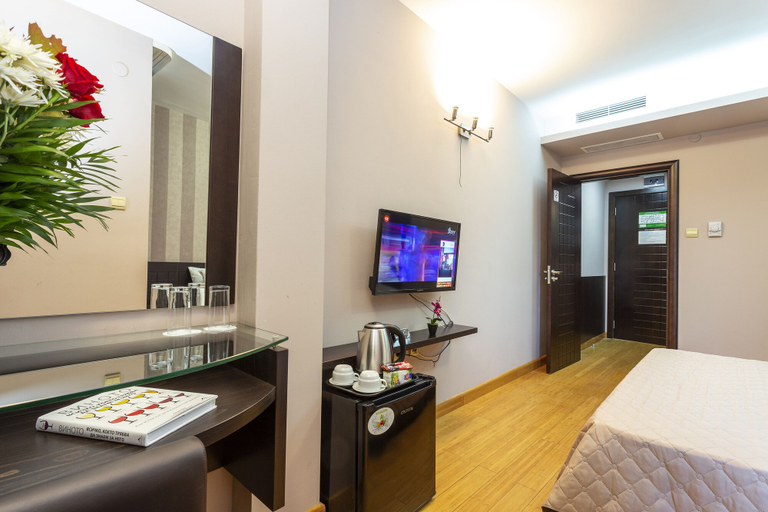 Bedroom 3, CityHome Aparthotel, Stolichna