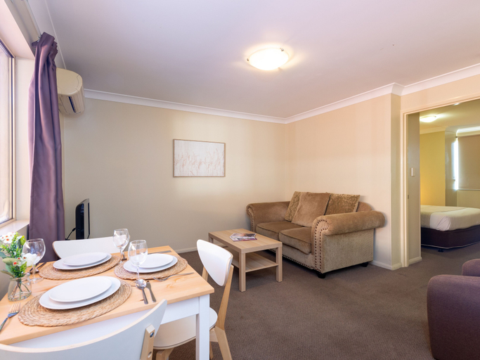 Others 5, Villa Nova, Toowoomba - Central
