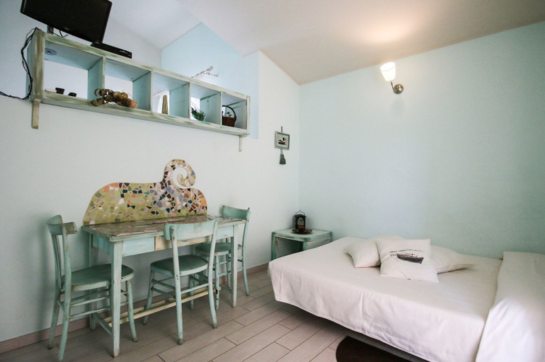 Bedroom 3, Lucciole nella nebbia, Ferrara
