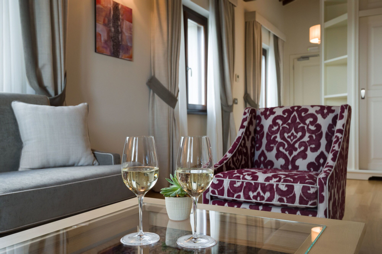 Bedroom 3, Borgo La Chiaracia Resort & SPA, Terni